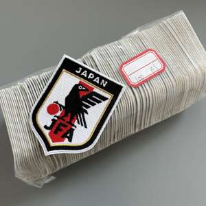 Parches Bordados Personalizados 100% Bordados a Mano para Coser o Planchar en la Ropa - Product Image 2