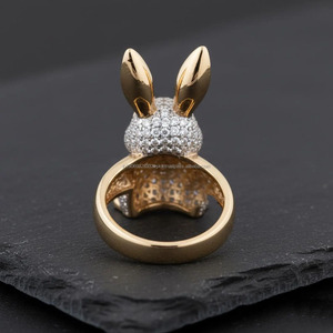 Anillo de Conejo con Micro Pavé de Moissanita, Joyería de Lujo con Diseño Animal, Ojos Negros, Conejo Adorable, Incrustaciones de Diamantes en Dos Tonos, Anillo de Plata de Ley 925 - Product Image 3