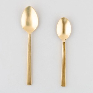 Colección de Comedor Elegante de Acero y Latón, Juego de Cubiertos de Latón y Acero, Cuchara, Tenedor y Cuchillo para Servir, Diseñado para Recepciones de Primera Calidad - Product Image 3