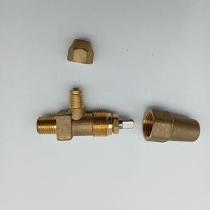 Pièces de rechange : Raccords en laiton, raccords filetés, écrous et unions - Product Image 2