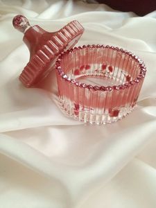 Resin Jewelry <b>Box</b> With Decorative Details Perfect For Bedroom Vanity And <b>Gift</b> Collection Use - Product Image 4
