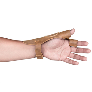 Guante de tiro con arco de ajuste universal para arco recurvo, protector de mano de seguridad para entrenamiento, previene la fricción del hilo durante largas sesiones de práctica - Product Image 2