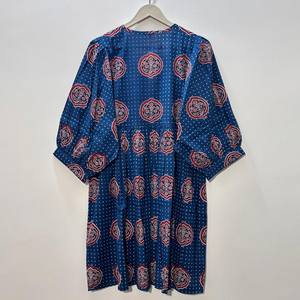 Vestido Formal Vintage de Algodón Ecológico Hecho a Mano con Estampado Floral, Cuello en V, Manga 3/4, Dobladillo con Volantes de Encaje, Lavable y de Aspecto Natural - Product Image 4