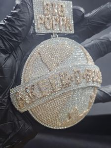 จี้ตัวอักษรฮิปฮอปแบบวงกลมประดับเพชร  เครื่องประดับเงินแท้ 925 สองสี  จี้เพชรโมอิสซาไนต์ VVS สไตล์แร็ปเปอร์ - Product Image 4