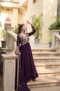 Embroidered Anarkali <b>Suit</b> Floor-Length Traditional Indian Pakistani <b>Wedding</b> Wear <b>Women</b> - Product Image 3