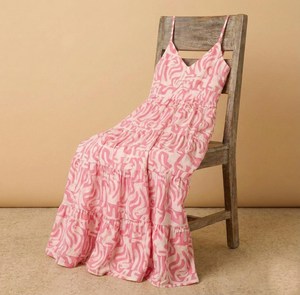 Women Pink Geometric Print V-Neck Midi <b>Dress</b> Spaghetti Strap <b>Loose</b> Fit Casual Summer Woven Chiffon <b>Dress</b> - Product Image 3