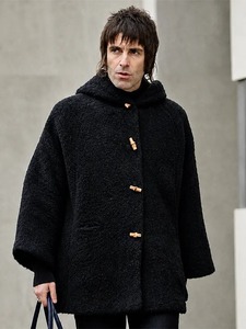 Chaqueta de Cuero Negra Toggal de Liam Gallagher, Estilo Urbano, Resistente al Viento y Ecológica - Product Image 2