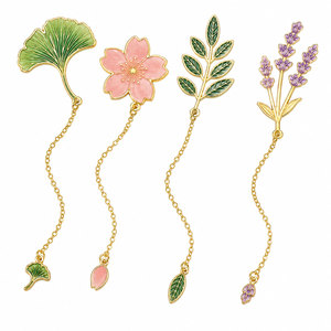 Marcapáginas con Clip de Borla Grabado con Flores y Animales, Chapado en Oro, de Aleación de Zinc, Personalizado, Pedido al por Mayor, BookTok, Regalo de Lectura Romántico, OEM - Product Image 3