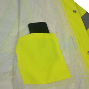 Chaqueta Impermeable de Seguridad para Hombre OEM 2026 con Logotipo Personalizable, 100% Poliéster, Reflectante y de Alta Visibilidad - Product Image 3