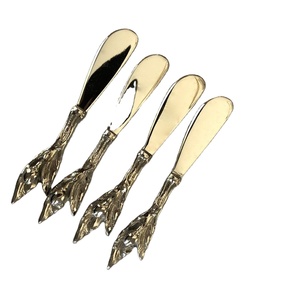 Elegante Cuchillo para Servir con Incrustaciones de Nácar y Mango Plateado Detallado para Cocina, Banquetes y Mesas de Comedor de Hotel - Product Image 3