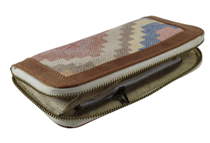 Pochette de créateur artisanale haut de gamme imprimée sur mesure pour femme, style moderne, plusieurs poches, fermeture éclair, tendance pour l'été - Product Image 5