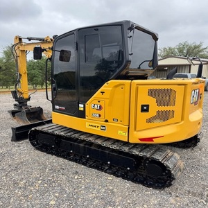 Mini-excavatrice sur chenilles CAT 306 CR pour usage domestique avec peu d'heures de fonctionnement, moteur puissant, moteur fluide, système d'engrenages robuste pour une efficacité optimale - Product Image 3