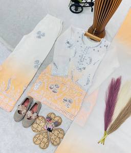 ชุดสาหรี่กะมีซปักลายสำหรับเด็กผู้หญิงจาก NiMa Creations ผ้าเครปธรรมชาติ ทรงปกติ ความยาวระดับเข่า แห้งเร็ว เหมาะสำหรับงานแต่งงานและงานปาร์ตี้ - Product Image 5