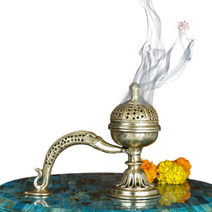 Quemador de Incienso Dhoop Dani de Latón Hecho a Mano en India con Tapa, Calidad de Exportación, Venta al por Mayor, Decoración para el Hogar, Hoteles y Restaurantes - Product Image 4