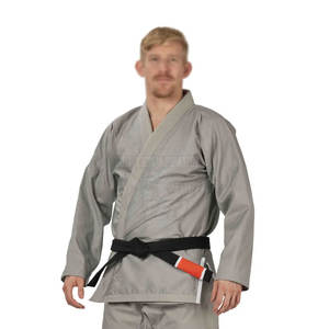 Ropa de Artes Marciales Resistente y Cómoda para Hombre al Mejor Precio, con un Uniforme de Karate de Excelente Ajuste - Product Image 2