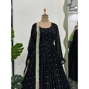 Vestido de fiesta XL con dupatta embellecido y hilo y trabajo de secuencia - Product Image 3