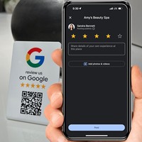 بطاقة مراجعة جوجل مخصصة بتقنية NFC مع حامل مقاوم للماء NTAG215 للتصفح بمجرد النقر للمراجعة على إنستغرام وفيسبوك للمطاعم والفنادق