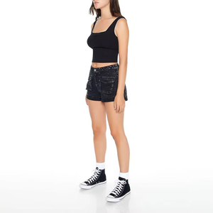 Shorts pour femmes les plus vendus, vêtements de sport, shorts en denim noir de haute qualité, écologiques, taille haute, avec poches à rabat, logo personnalisé OEM - Product Image 4