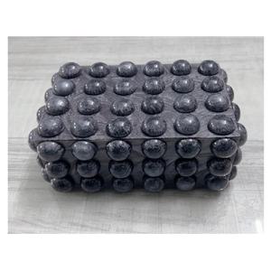 Boîte à bijoux en résine artisanale de qualité supérieure avec un élégant organisateur de rangement décoratif pour bagues, boucles d'oreilles, colliers et boîte de rangement de luxe - Product Image 2