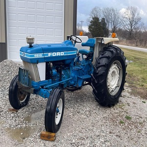 Tractor de ruedas Ford 4610 usado, 55HP, con motor, cojinete, caja de cambios y bomba, 1KG, tractor agrícola fiable para tareas pesadas de preparación de terrenos. - Product Image 1