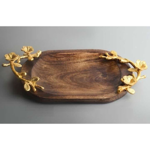 Plateau de service rond en bois massif fait main avec bords naturels et poignées en métal doré de luxe, plateau en écorce d'arbre naturelle pour la décoration d'hôtel - Product Image 3