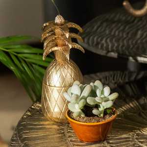 Bol décoratif en métal ananas fait main, design glamour poli, idéal pour la décoration intérieure et les cadeaux - Product Image 3