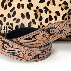 Bolso cruzado de piel de vaca curtida vegetal de estilo nacional para mujer, flecos de ante de vaca anhelados a mano con cierre de cremallera - Product Image 6