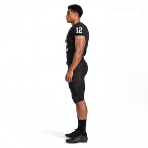 Uniforme de football américain personnalisé Elite 280GSM en poly-spandex, maillots de sport minimalistes pour le jour du match, OEM B2B Sialkot - Product Image 3