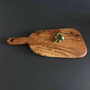Grande planche à découper ronde en bois avec poignée en bois, écologique, pour usage en restaurant - Product Image 2