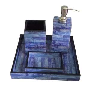 Ensemble de distributeurs de savon de luxe en os incrusté, 4 pièces, fabriqué à la main en Inde, avec distributeur mural pour salle de bain - Product Image 1