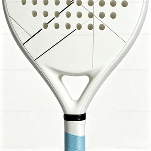 Raqueta de Pádel Personalizada 2026 con Logotipo Impreso, Marco de Fibra de Carbono, Correa para la Muñeca y Gráficos Superficiales Personalizados - Product Image 3