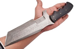 Cuchillo Zombie de Acero de Damasco con Mango de Madera, Hoja de Punta Caída y Borde Recto de 0.6 mm de Grosor - Product Image 6