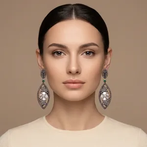 Boucle d'oreille en argent sterling 925 avec pierre précieuse émeraude verte en or 14kt - Product Image 4