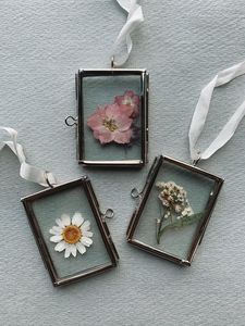 Home Decor Glass & Metal Hanging Picture <b>Frame</b> for <b>Wall</b> Decoration, with 2 Sides Glass Customised Decorative Picture <b>Frames</b> - Product Image 4