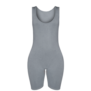 El mejor diseño de las mujeres Ropa de fitness reversible Ropa de gimnasio sin espalda sexy Conjuntos de Yoga de patrón sólido en opciones de talla grande - Product Image 3