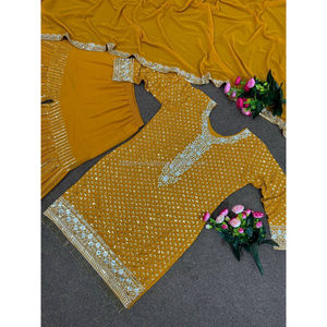 Fabzonefabindia présentant la nouvelle fête était belle broderie lourde fantaisie et haut de travail à paillettes de 5mm-Sharara avec Dupatta - Product Image 2