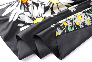 Fashion Floral Daisy Printed Women Best Flower Printed Bandana Women Head Square Scarf Silk Satin Head Scarves Women Scarves - Product Image 6