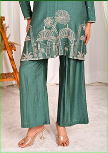 Conjunto coordinado bordado Jag Mag Mahal en línea A, color verde salvia - Product Image 2