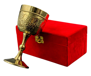 Calice religieux en laiton avec gravure florale et boîte en velours, gobelet à vin décoratif en laiton avec motif floral, style vintage, idéal pour offrir - Product Image 1