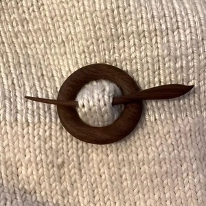 Wooden <b>Shawl</b> <b>Pins</b> Round Knitting Stitch Marker Handmade Scissor Holders <b>for</b> Scarf Yarn Work - Product Image 1