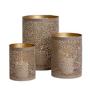 Porte-bougie en métal argenté avec motif Paisley perforé, lanterne décorative, décoration de Noël, pots à bougies en fer style hurricane - Product Image 3