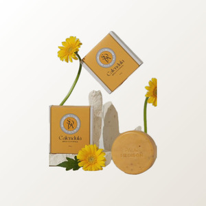 สบู่ก้อนขายส่ง Polmedison Signature Calendula Soap 100 กรัม แบบใหม่ ผลิตในเกาหลี น้ำมันมะกอก เหมาะสำหรับทุกสภาพผิว - Product Image 2