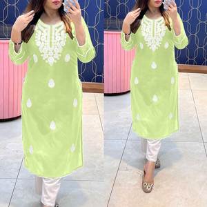TENDANCE RAYON COTON CHIKANKARI BRODERIE TRAVAIL TOP BAS AVEC DUPATTA PISTA - Product Image 1
