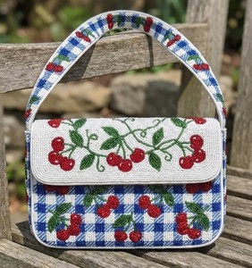 Sac à bandoulière élégant pour femme, motif géométrique rouge et blanc, orné de perles, pochette de soirée à rabat, vente en gros - Product Image 5