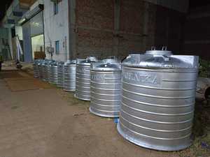 Machine de moulage par rotation industrielle robuste en métal de qualité durable |   Machine de rotomoulage automatique pour produits en plastique - Product Image 4