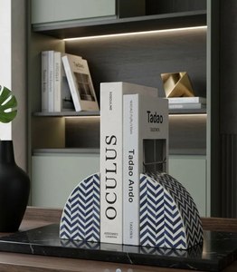 Porte-livres en résine de qualité supérieure, support de livres Chevron en résine, rayures noires et blanches, porte-livres décoratifs pour étagère, maison, bureau - Product Image 2