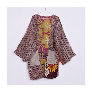Kimono Kantha de algodón vintage hecho a mano abrigo tradicional diseño kantha de algodón kimono ropa de mujer - Product Image 1