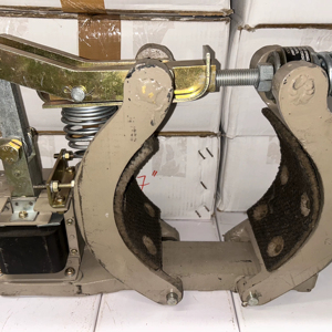 Solenoide de Freno CMK AC TIPO S (Modelo ASB7, Material de Hierro, 440V) con Temperatura de Operación de -40°C a +85°C para Uso Industrial - Product Image 1