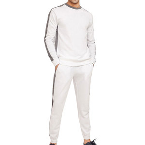 ผู้ผลิตชุดวอร์มสำหรับผู้ชายจากปากีสถาน รับผลิตชุดวอร์มแบบกำหนดเองตามแบบของคุณ - Product Image 1