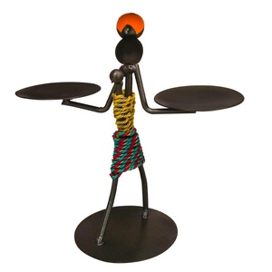 Portavelas de diseño agradable, soporte de vela de Metal con escultura para mujer, iluminación de velas artesanal de doble cabeza para decoración de interiores - Product Image 5